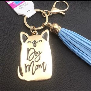 Dog mom keychain